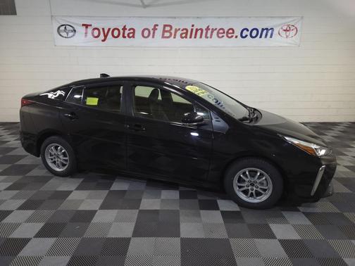 2022 Toyota Prius XLE