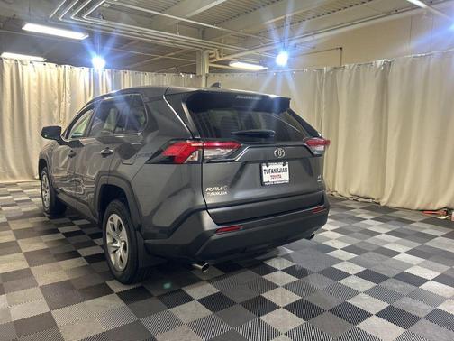 Magnetic Gray Metallic 2022 Toyota RAV4 LE