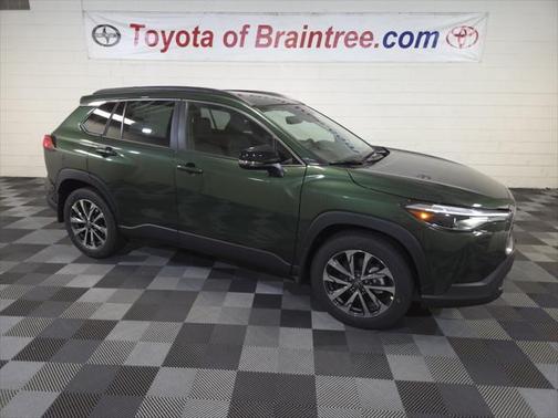 2025 Toyota Corolla Cross XLE