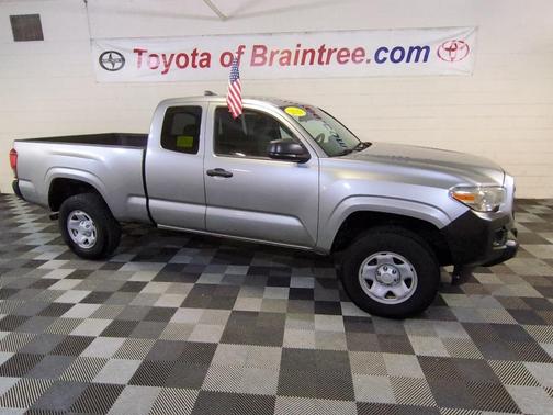 2019 Toyota Tacoma SR