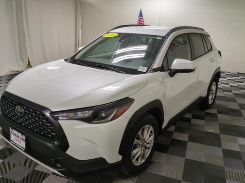 2022 Toyota Corolla Cross LE