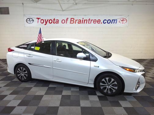 Wind Chill Pearl 2022 Toyota Prius Prime Limited