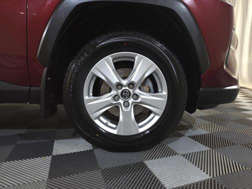 2019 Toyota RAV4 Hybrid LE