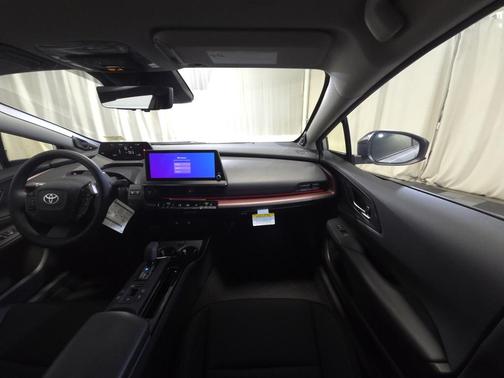 2025 Toyota Prius Plug-In Hybrid XSE Premium