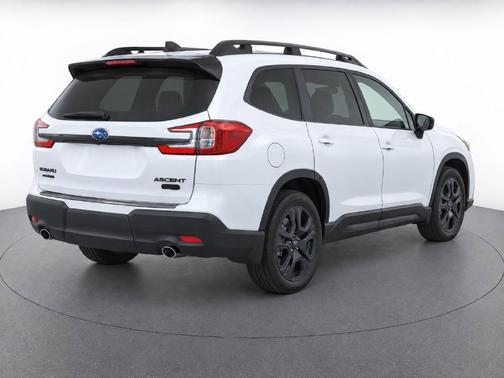 Crystal White Pearl 2024 Subaru Ascent Onyx Edition
