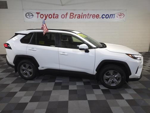2023 Toyota RAV4 Hybrid XLE