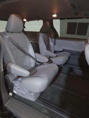 2016 Toyota Sienna XLE Premium