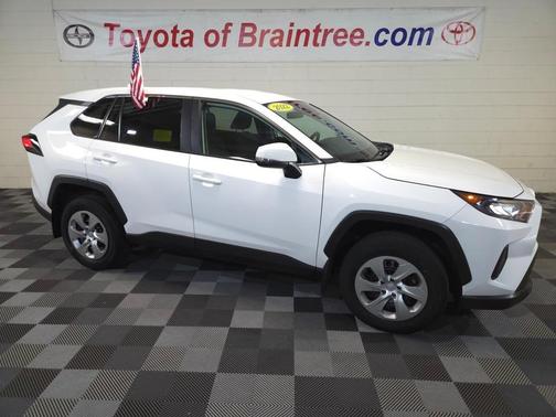 2022 Toyota RAV4 LE