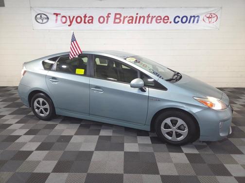 2014 Toyota Prius Three