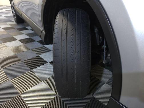 Magnetic Gray Metallic 2016 Toyota RAV4 LE