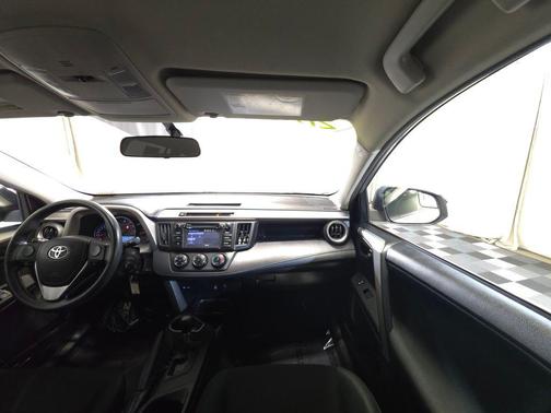 Magnetic Gray Metallic 2016 Toyota RAV4 LE