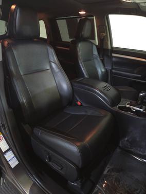 Predawn Gray Mica 2017 Toyota Highlander XLE