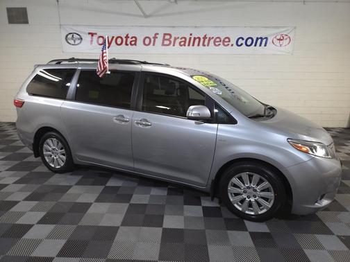 2017 Toyota Sienna Limited Premium