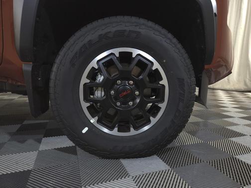 2025 Toyota Tacoma TRD Off Road