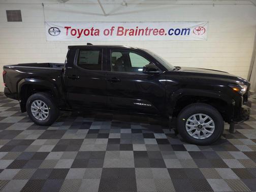 Black 2026 Toyota Tacoma SR5