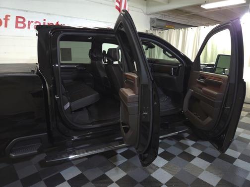 2024 GMC Sierra 2500 Denali