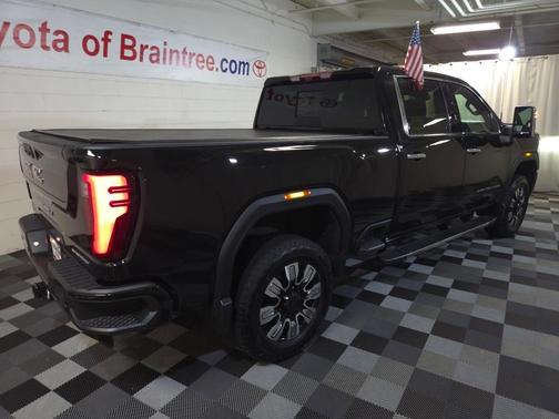 2024 GMC Sierra 2500 Denali