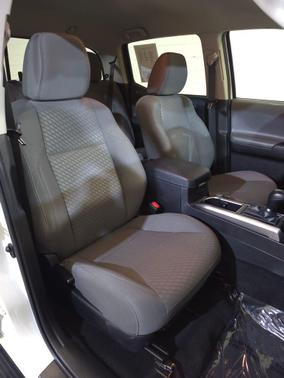 Ice Cap 2023 Toyota Tacoma SR5