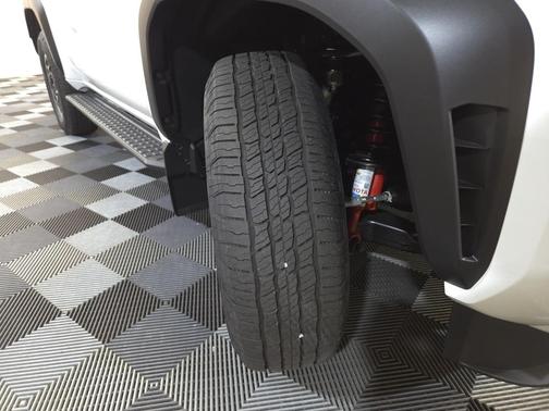 2025 Toyota 4Runner TRD Off Road