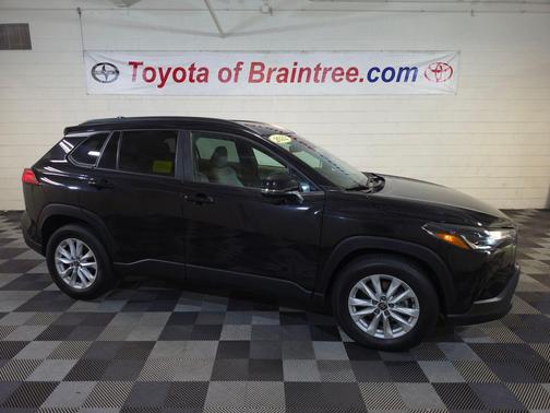 Jet Black 2022 Toyota Corolla Cross LE
