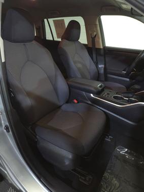 Celestial Silver Metallic 2023 Toyota Highlander L