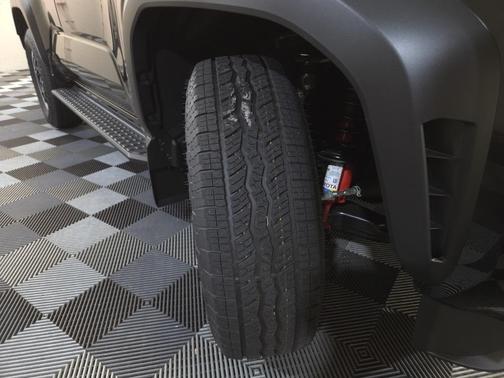 2025 Toyota 4Runner TRD Off Road