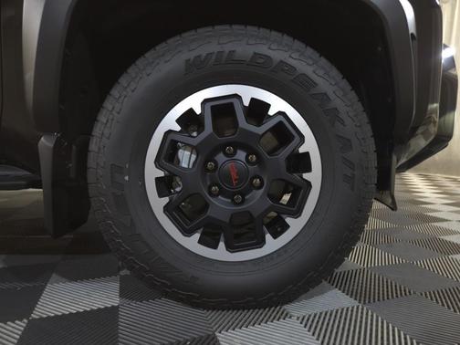 2025 Toyota 4Runner TRD Off Road