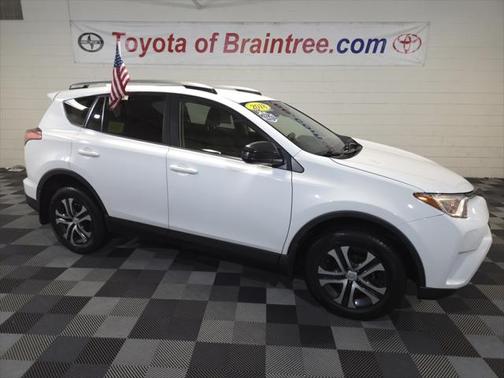2018 Toyota RAV4 LE