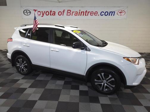 2018 Toyota RAV4 LE