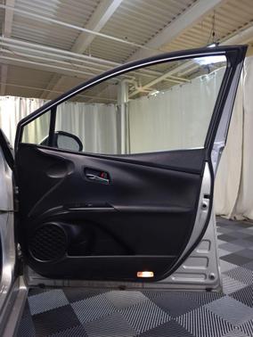 Classic Silver Metallic 2017 Toyota Prius Prime Advanced