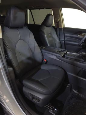 Celestial Silver Metallic 2024 Toyota Grand Highlander Limited