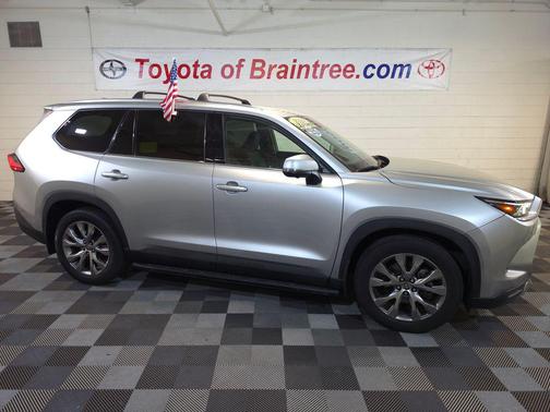 Celestial Silver Metallic 2024 Toyota Grand Highlander Limited