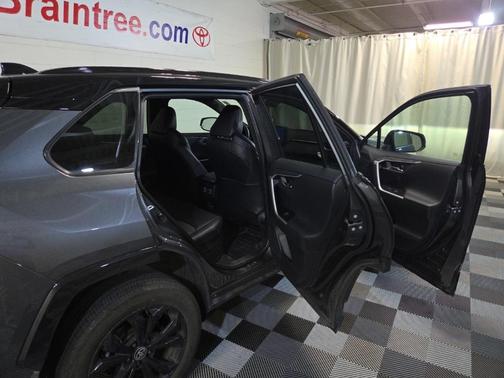 2024 Toyota RAV4 Hybrid XSE