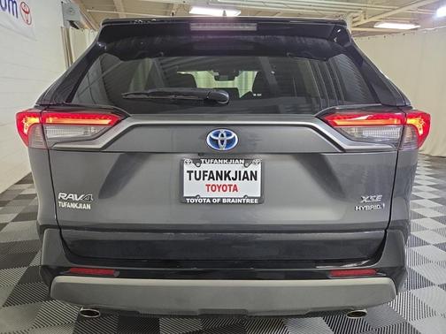 2024 Toyota RAV4 Hybrid XSE