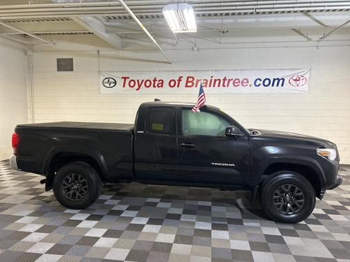 2022 Toyota Tacoma SR5