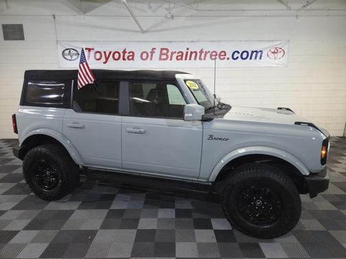 2022 Ford Bronco Outer Banks