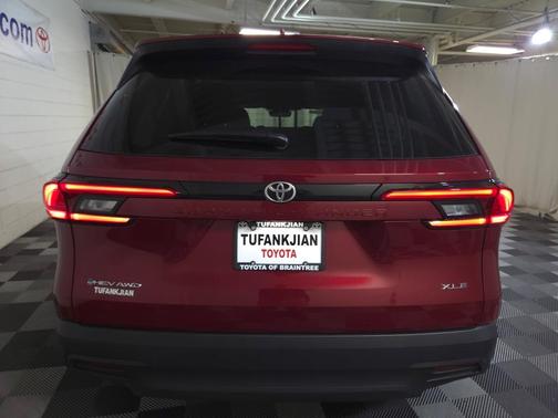 2024 Toyota Grand Highlander Hybrid XLE