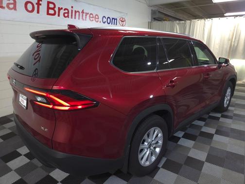 2024 Toyota Grand Highlander Hybrid XLE