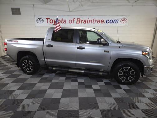 2018 Toyota Tundra SR5