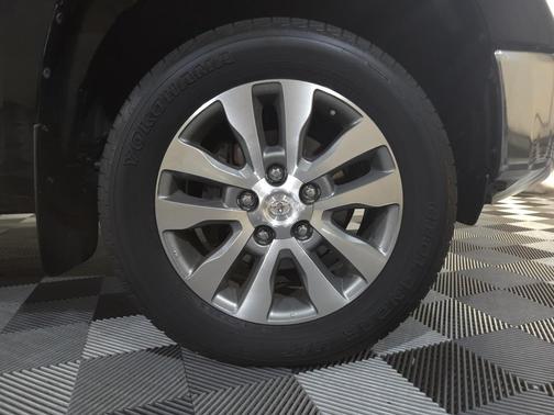 2017 Toyota Tundra Limited