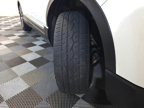 White Diamond Pearl 2017 Honda CR-V EX