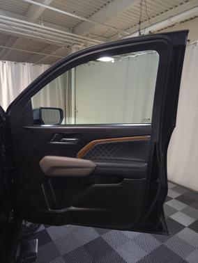 2023 GMC Canyon Denali