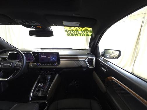 2023 GMC Canyon Denali