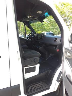 2025 Mercedes-Benz Sprinter 2500 Standard Roof