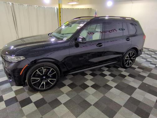 2022 BMW X7 xDrive40i
