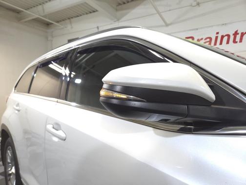 2015 Toyota Highlander Limited Platinum