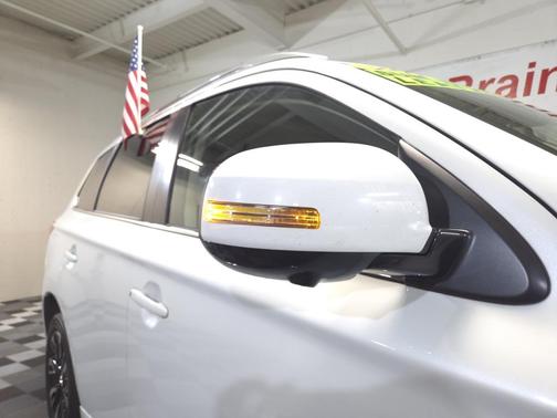 2018 Mitsubishi Outlander PHEV GT