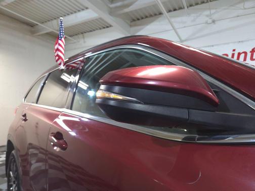 2017 Toyota Highlander SE