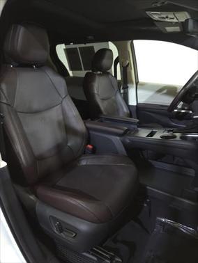 2024 Toyota Sienna Platinum 7 Passenger