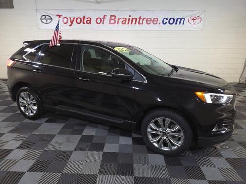 2024 Ford Edge Titanium